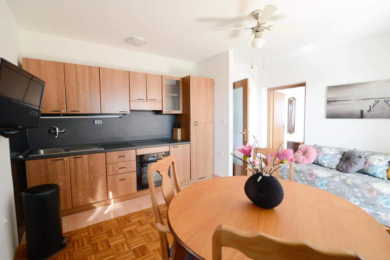Apartment Glicinija Zadar Dış mekan fotoğraf